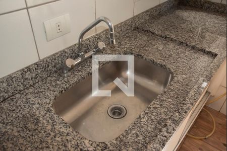 Casa à venda com 111m², 3 quartos e 2 vagas Casa à venda com 111m², 3 quartos e 2 vagasCozinha