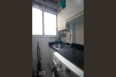 Apartamento à venda com 70m², 3 quartos e 1 vagaÁrea de Serviço