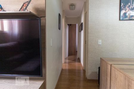 Corredor de apartamento à venda com 3 quartos, 70m² em Vila Alpina, São Paulo