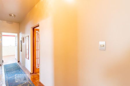 Apartamento à venda com 165m², 3 quartos e 1 vaga Apartamento à venda com 165m², 3 quartos e 1 vagaCorredor