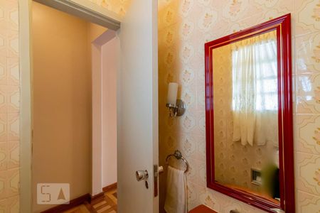 Apartamento à venda com 165m², 3 quartos e 1 vaga Apartamento à venda com 165m², 3 quartos e 1 vagaBanheiro de Serviço