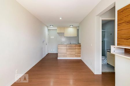 Sala de apartamento para alugar com 3 quartos, 68m² em Jardim Celeste, São Paulo