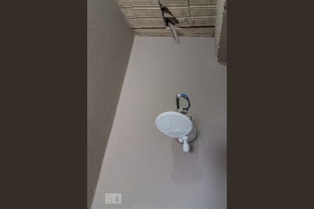 Chuveiro de casa para alugar com 1 quarto, 54m² em Coronel Aparicio Borges, Porto Alegre
