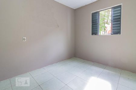 Dormitório de casa para alugar com 1 quarto, 54m² em Coronel Aparicio Borges, Porto Alegre