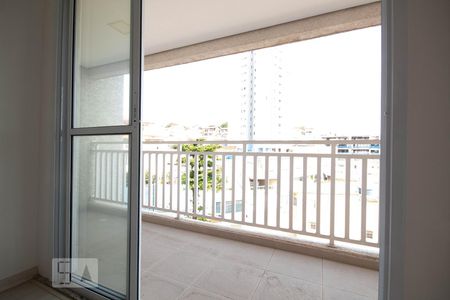 Sacada de apartamento para alugar com 2 quartos, 60m² em Km 18, Osasco