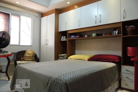 Apartamento à venda com 70m², 2 quartos e 1 vagaQuarto 2 - Armários