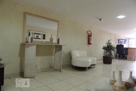 Apartamento à venda com 70m², 2 quartos e 1 vagaHall de Entrada