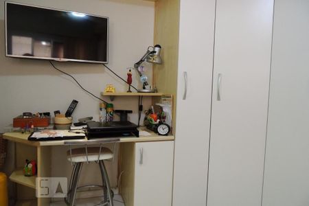 Apartamento à venda com 70m², 2 quartos e 1 vagaQuarto 2 - Armários