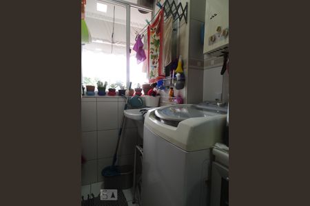 Apartamento à venda com 70m², 2 quartos e 1 vagaÁrea de Serviço