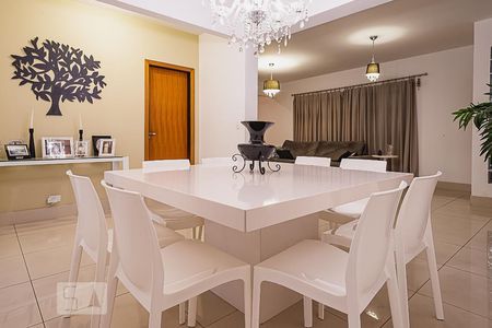 Sala de Jantar de casa à venda com 4 quartos, 327m² em Santa Maria, São Caetano do Sul
