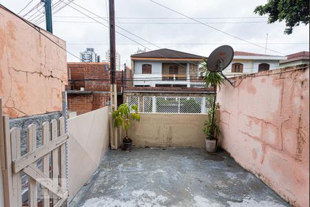 Casa à venda com 36m², 1 quarto e sem vagaQuintal