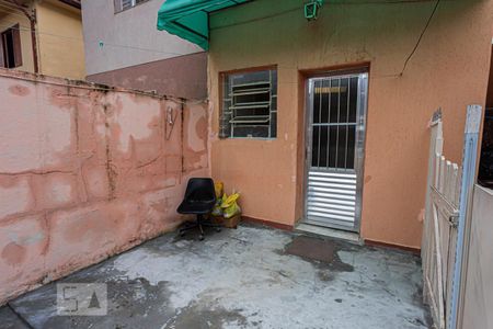 Casa à venda com 36m², 1 quarto e sem vagaQuintal