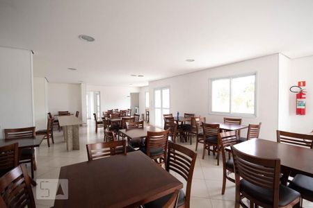 Apartamento à venda com 84m², 3 quartos e 2 vagas Apartamento à venda com 84m², 3 quartos e 2 vagasÁrea comum - Salão de festas