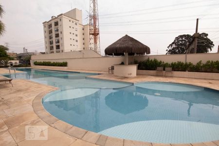 Apartamento à venda com 84m², 3 quartos e 2 vagas Apartamento à venda com 84m², 3 quartos e 2 vagasÁrea comum - Piscina