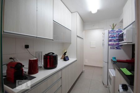 Apartamento à venda com 84m², 3 quartos e 2 vagas Apartamento à venda com 84m², 3 quartos e 2 vagasCozinha