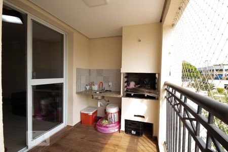 Sacada de apartamento à venda com 3 quartos, 84m² em Jaguaré, Osasco