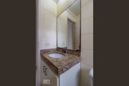 Apartamento à venda com 154m², 4 quartos e 3 vagasBanheiro da Suíte 2