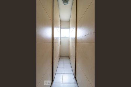 Apartamento à venda com 154m², 4 quartos e 3 vagasCloset