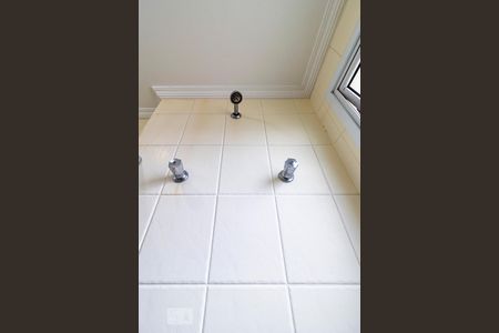 Apartamento à venda com 154m², 4 quartos e 3 vagasBanheiro da Suíte 2