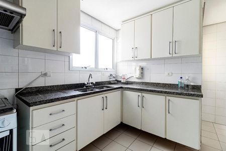 Apartamento à venda com 154m², 4 quartos e 3 vagasCozinha