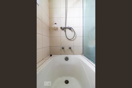 Apartamento à venda com 154m², 4 quartos e 3 vagasBanheiro da Suíte 1