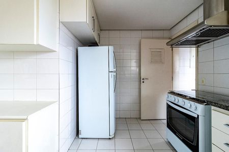 Apartamento à venda com 154m², 4 quartos e 3 vagasCozinha