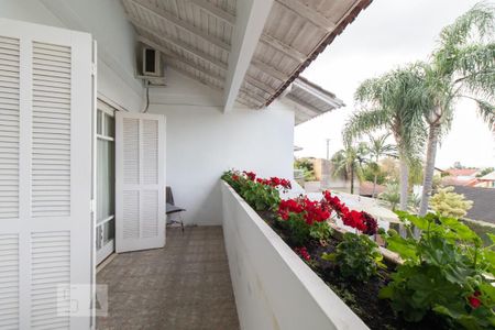 Casa à venda com 454m², 3 quartos e 5 vagas Casa à venda com 454m², 3 quartos e 5 vagasSacada da Suíte