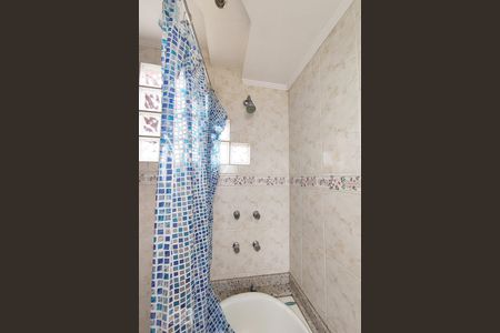 Casa à venda com 185m², 3 quartos e 2 vagasBanheiro Suíte