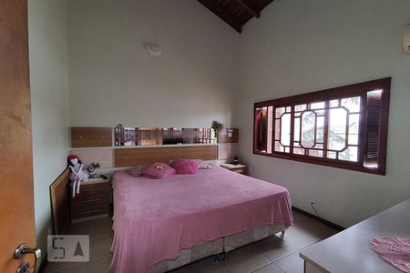 Casa à venda com 185m², 3 quartos e 2 vagasQuarto 1 Suíte
