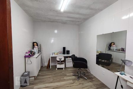 Casa à venda com 185m², 3 quartos e 2 vagasQuarto de Serviço