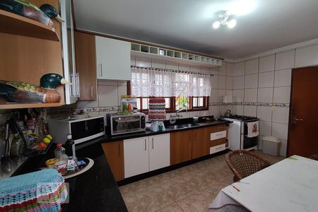 Casa à venda com 185m², 3 quartos e 2 vagasCozinha