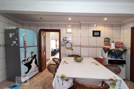 Casa à venda com 185m², 3 quartos e 2 vagasCozinha