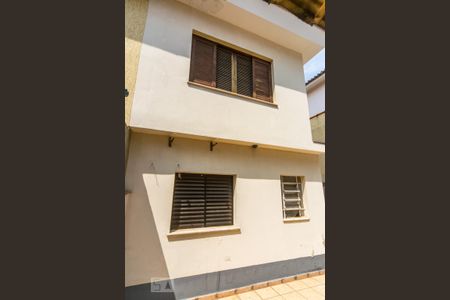 Casa à venda com 200m², 3 quartos e 2 vagasÁrea Externa