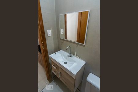 Casa à venda com 200m², 3 quartos e 2 vagasLavabo