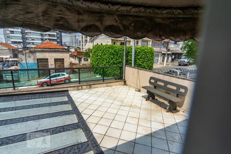 Casa à venda com 200m², 3 quartos e 2 vagasVaranda