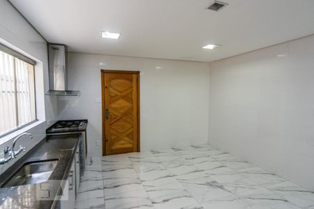 Casa à venda com 200m², 3 quartos e 2 vagasCozinha