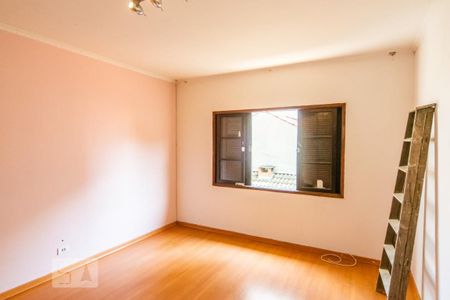 Casa à venda com 200m², 3 quartos e 2 vagasQuarto 2