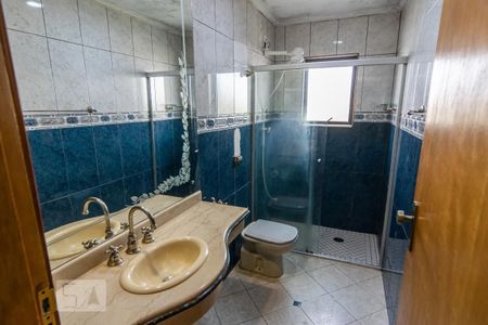 Casa à venda com 200m², 3 quartos e 2 vagasBanheiro da Suíte