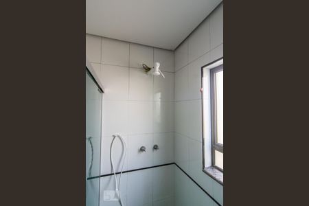 Casa à venda com 200m², 3 quartos e 2 vagasBanheiro