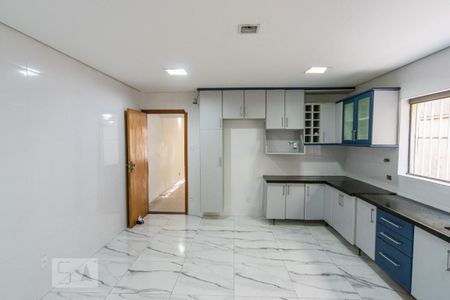 Casa à venda com 200m², 3 quartos e 2 vagasCozinha