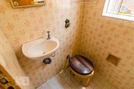 Casa à venda com 200m², 3 quartos e 2 vagasBanheiro de Serviço