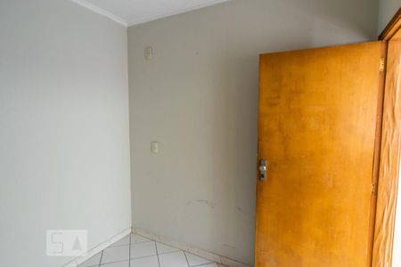 Casa à venda com 200m², 3 quartos e 2 vagasQuarto de Serviço