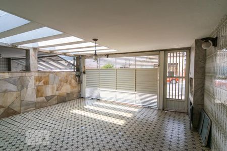 Casa à venda com 200m², 3 quartos e 2 vagasGaragem