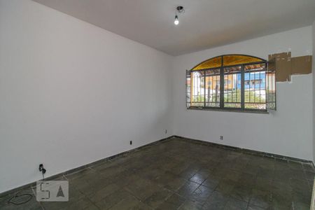 Casa para alugar com 489m², 4 quartos e 3 vagasQuarto 1