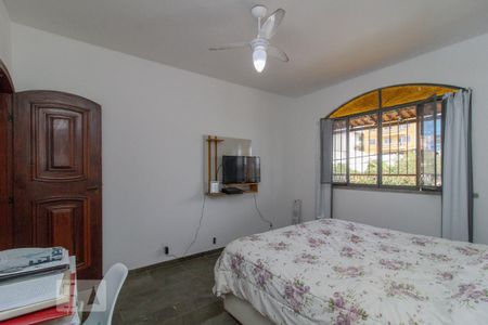 Casa para alugar com 489m², 4 quartos e 3 vagasQuarto 2