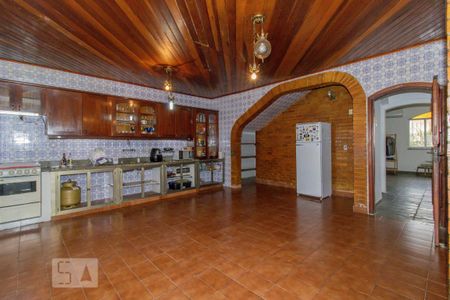 Casa para alugar com 489m², 4 quartos e 3 vagasCozinha