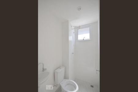 Banheiro de apartamento para alugar com 1 quarto, 45m² em Vila Cristália, São Paulo