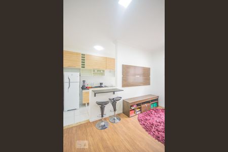 Sala de apartamento à venda com 2 quartos, 47m² em Jardim Leonor Mendes de Barros, São Paulo