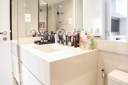 Apartamento à venda com 70m², 2 quartos e 1 vagaBanheiro da Suíte