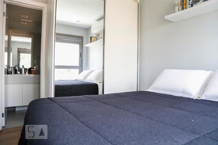 Suite de apartamento para alugar com 2 quartos, 70m² em Jardim América, São Paulo